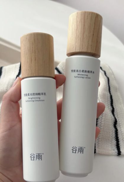 么牌子?2025公认效果显著的十大化妆品PG麻将胡了2试玩化妆品的十大名牌是什(图7) 么牌子?2025公认效果显著的十大化妆品PG麻将胡了2试玩化妆品的十大名牌是什(图7)